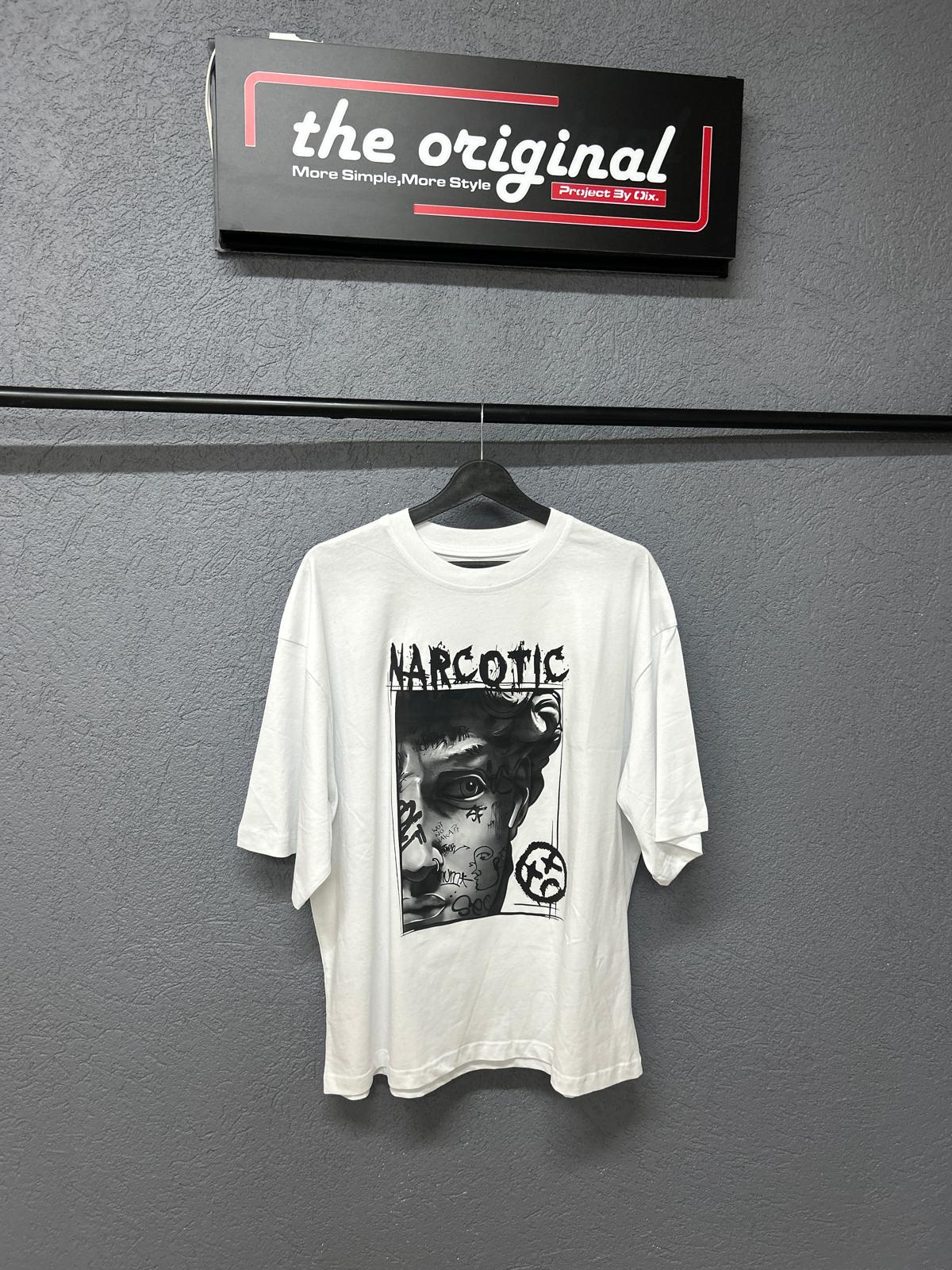 Narcotic DTF Baskılı Oversize T-shirt — Beyaz / Grafik Erkek & Unisex